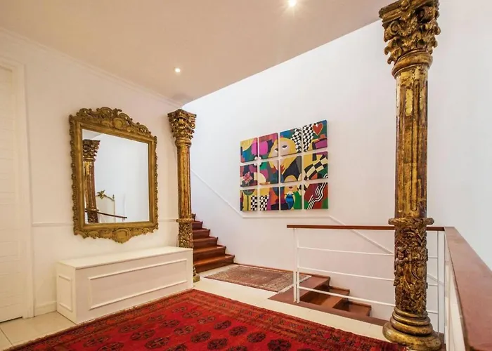 Apartment In The Historic Of The *